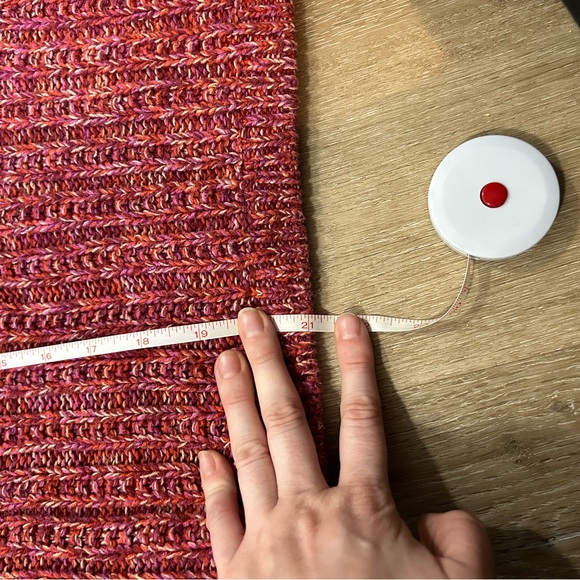 Universal Thread Sweater - Picture 6 of 8